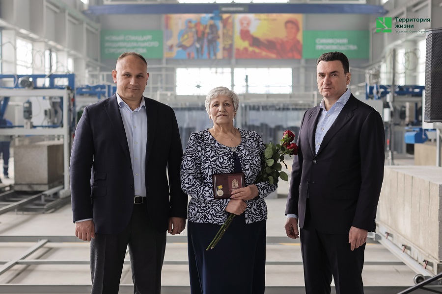 ktostroit12.jpg ktostroit12.jpg