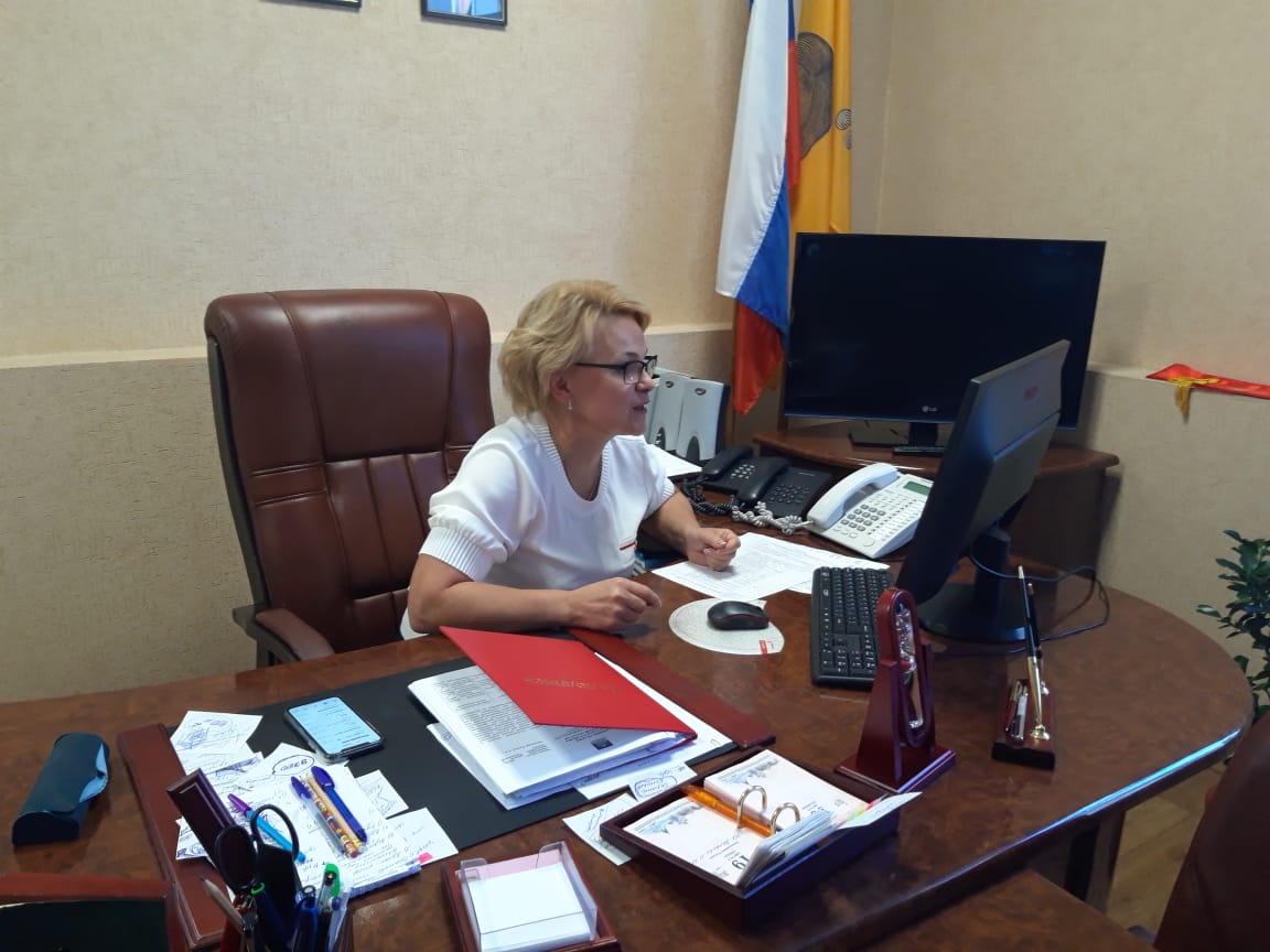 
		
		В Наровчатском районе власти выстраивают диалог с жителями в социальных сетях
		
	