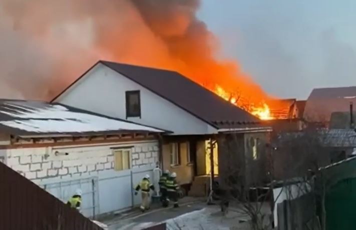 
		
		Появилось видео жуткого пожара в Нахаловке
		
	