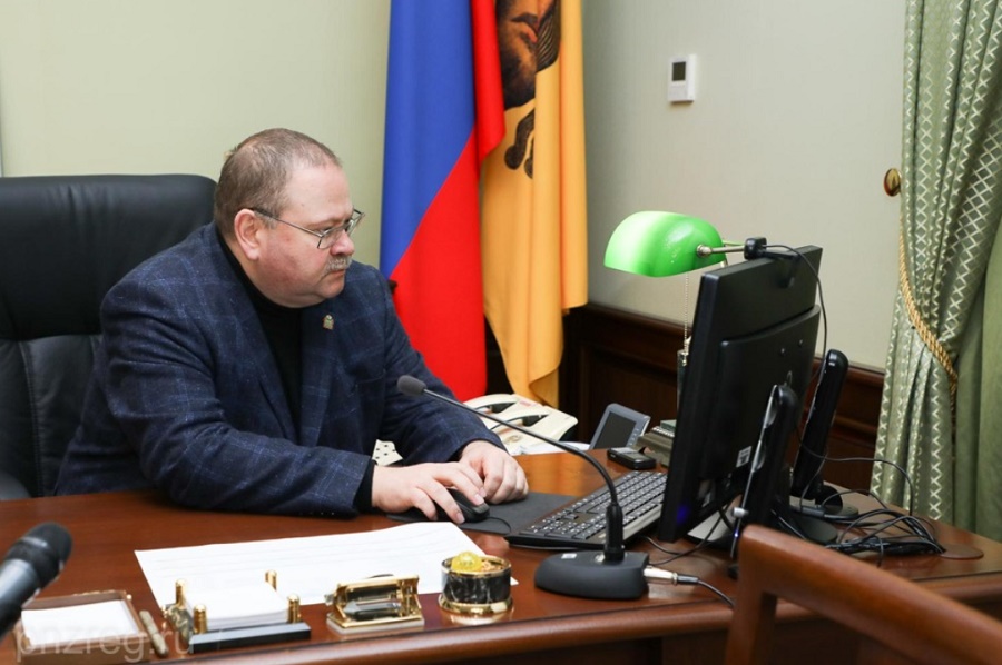 
		
		Олег Мельниченко принял участие в переписи населения на портале «Госуслуги»
		
	
