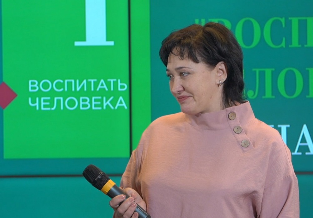 
		
		Учительница из Нижнего Ломова стала одним из победителей всероссийского конкурса
		
	