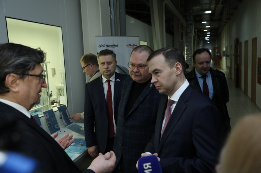 
		
		Афонин и Мельниченко обсудили возможность импортозамещения в сфере медпроизводства
		
	