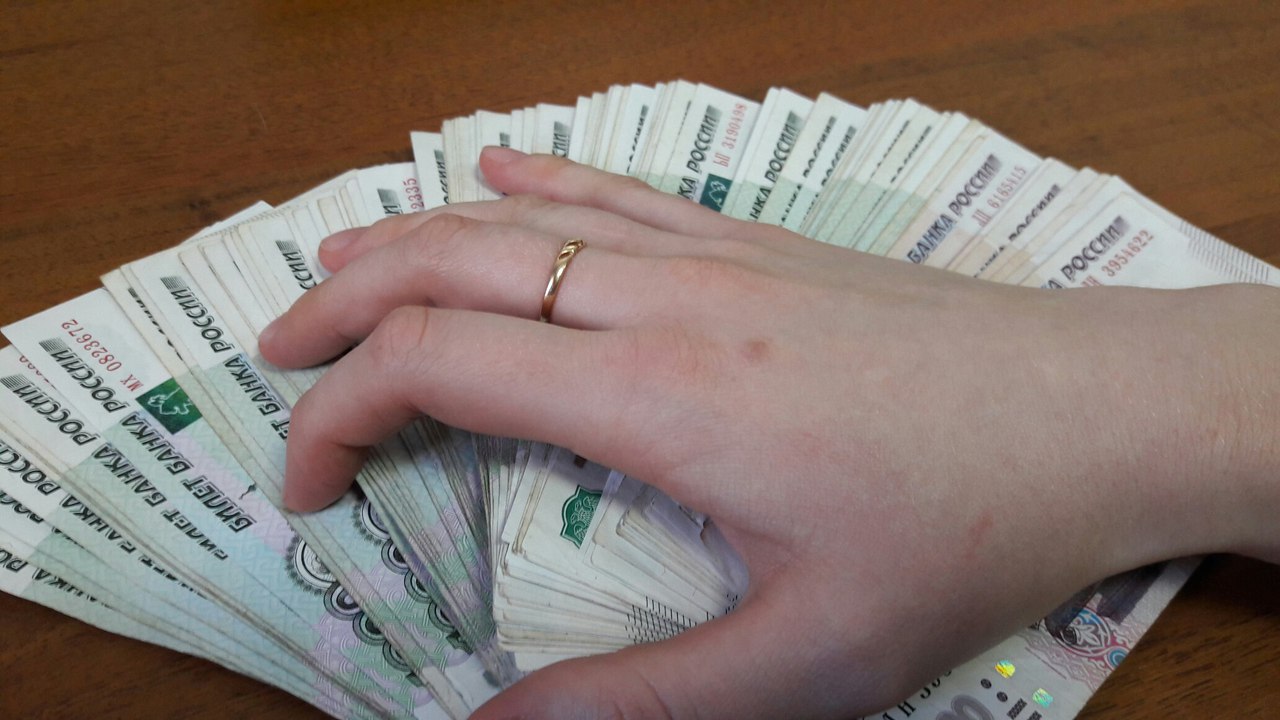 
		
		Пенсионерка из Нижнего Ломова «спрятала» 225 тысяч на счету мошенников
		
	