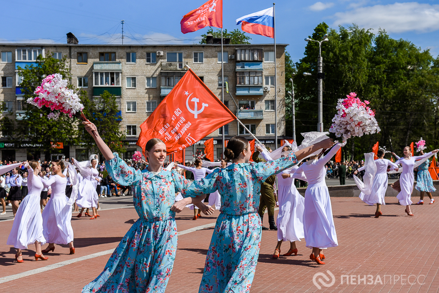 Парад в Пензе. Пензенский парад сегодня. Пенза парад 9 мая 2018 года. Парад в Пензе на 9 мая 2024 где танцевали дети.