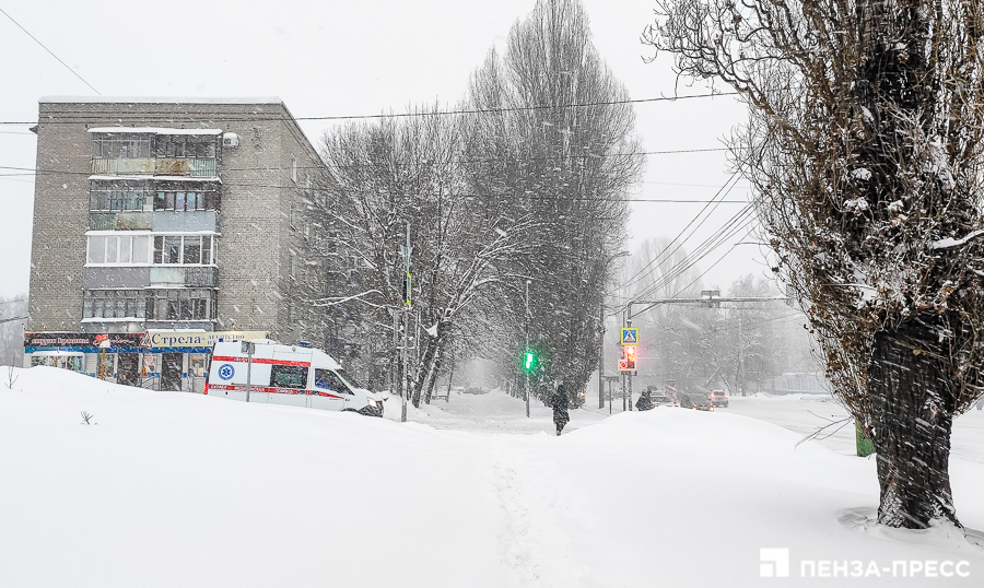 Погода пензенская область на 10 дней. Самый сильный снегопад в Пензе. Январь 2004 снегопад. Снегопад Белогорск. Пенза снегопад на выходных.