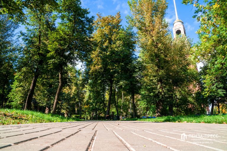 Большая арбековская пенза. Тропа в Арбеково Пенза. Пешеходная прогулка по Каменке. Ласточкина гора Пенза Западная Поляна. Климат Пензы фото.