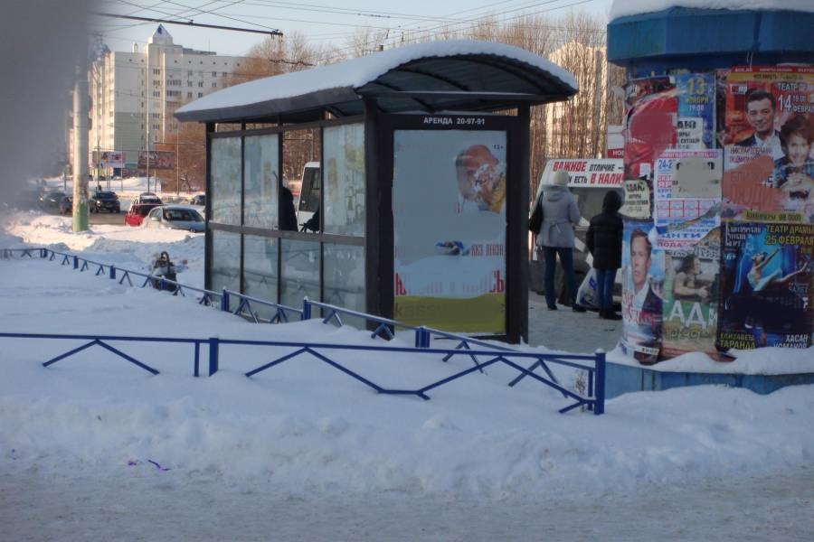 Остановки пенза. Пенза остановочные павильоны. Остановка лента. Остановка лента Чебоксары.